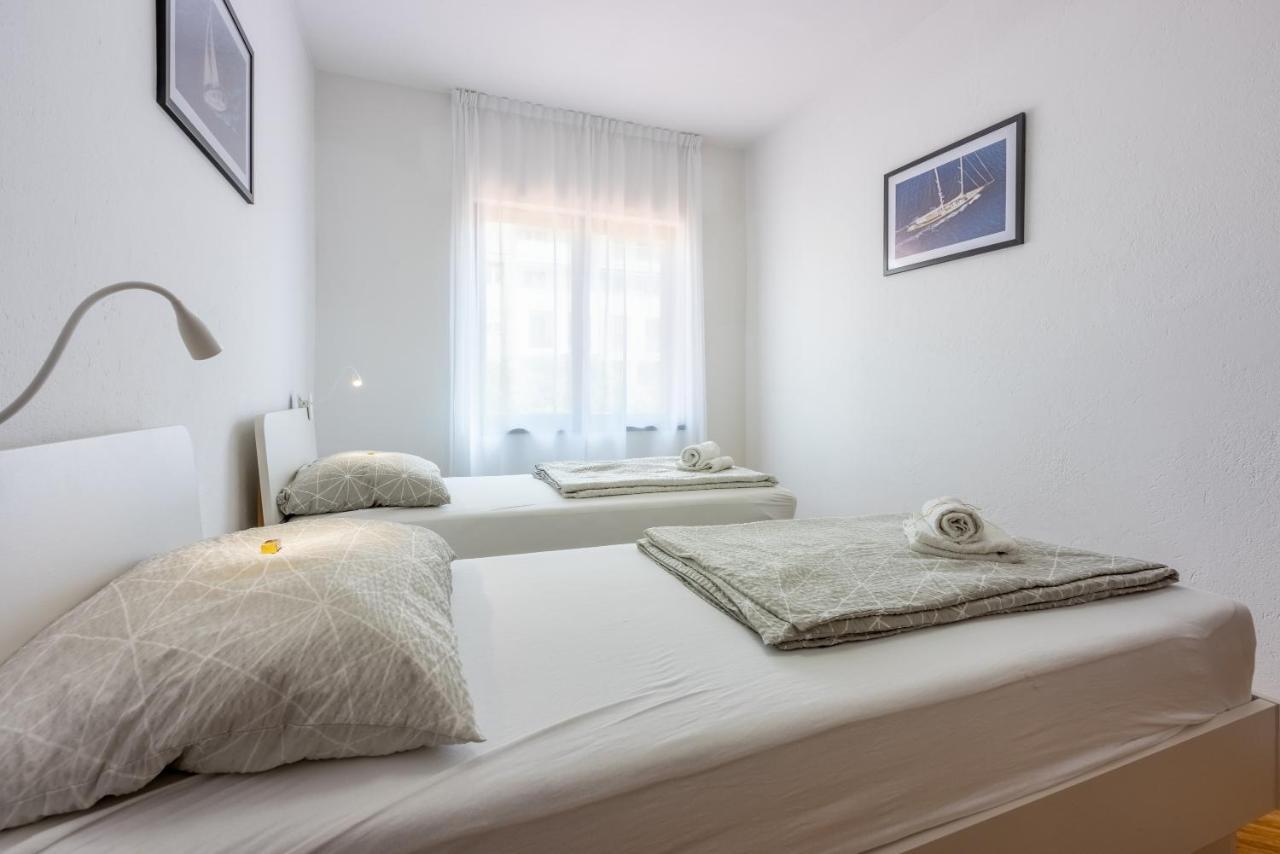 Apartment Arya Crikvenica Exterior foto